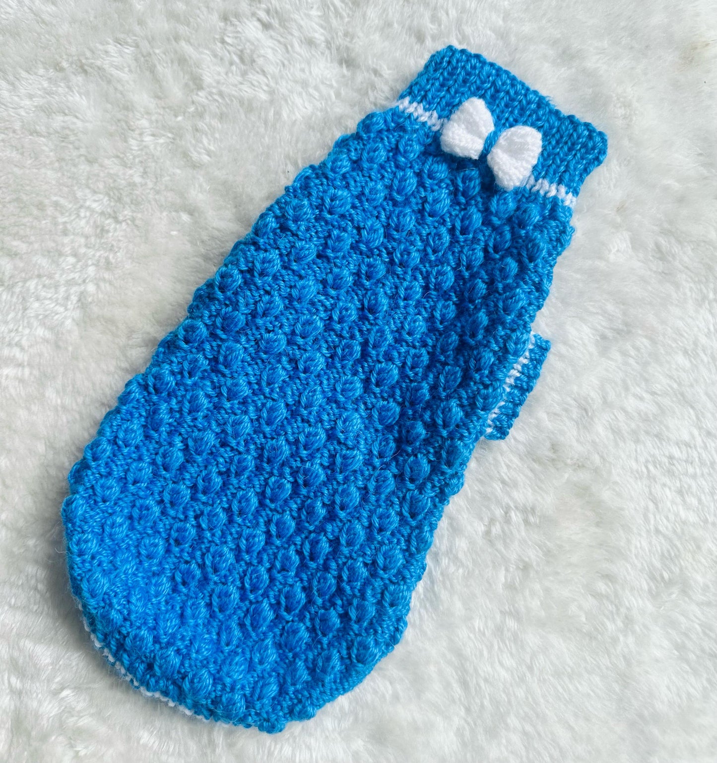 Hand knitted high quality wool mix sweater for Small Breed dogs and puppies (around 2-4kg)