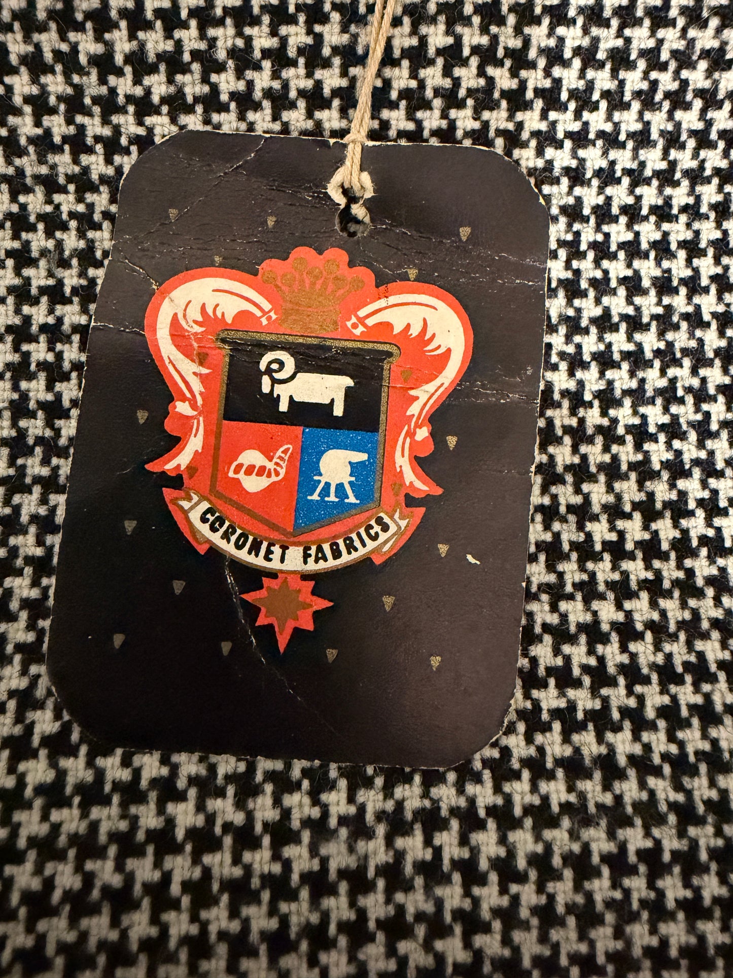 Vintage Houndstooth tweed wool coat - Fully lined - Made to Measure