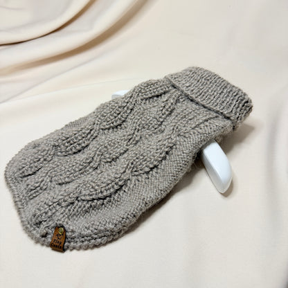 Fluffy Merino alpaca wool blend hand-knit sweater for Small chunky shapes